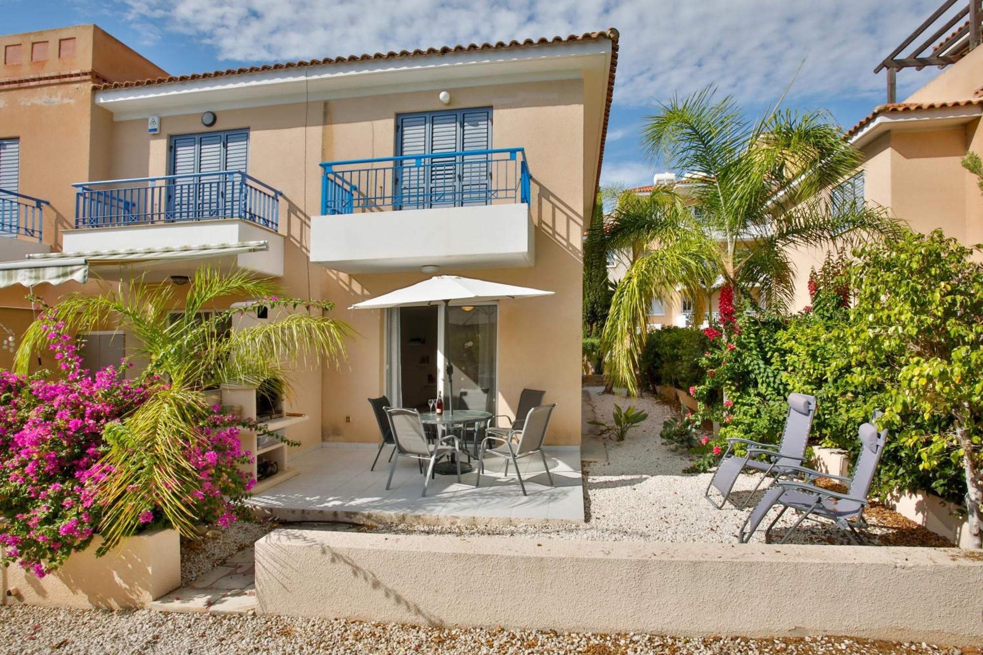 Casa Del Sol Townhouse In Iris Village Paphos Exterior foto