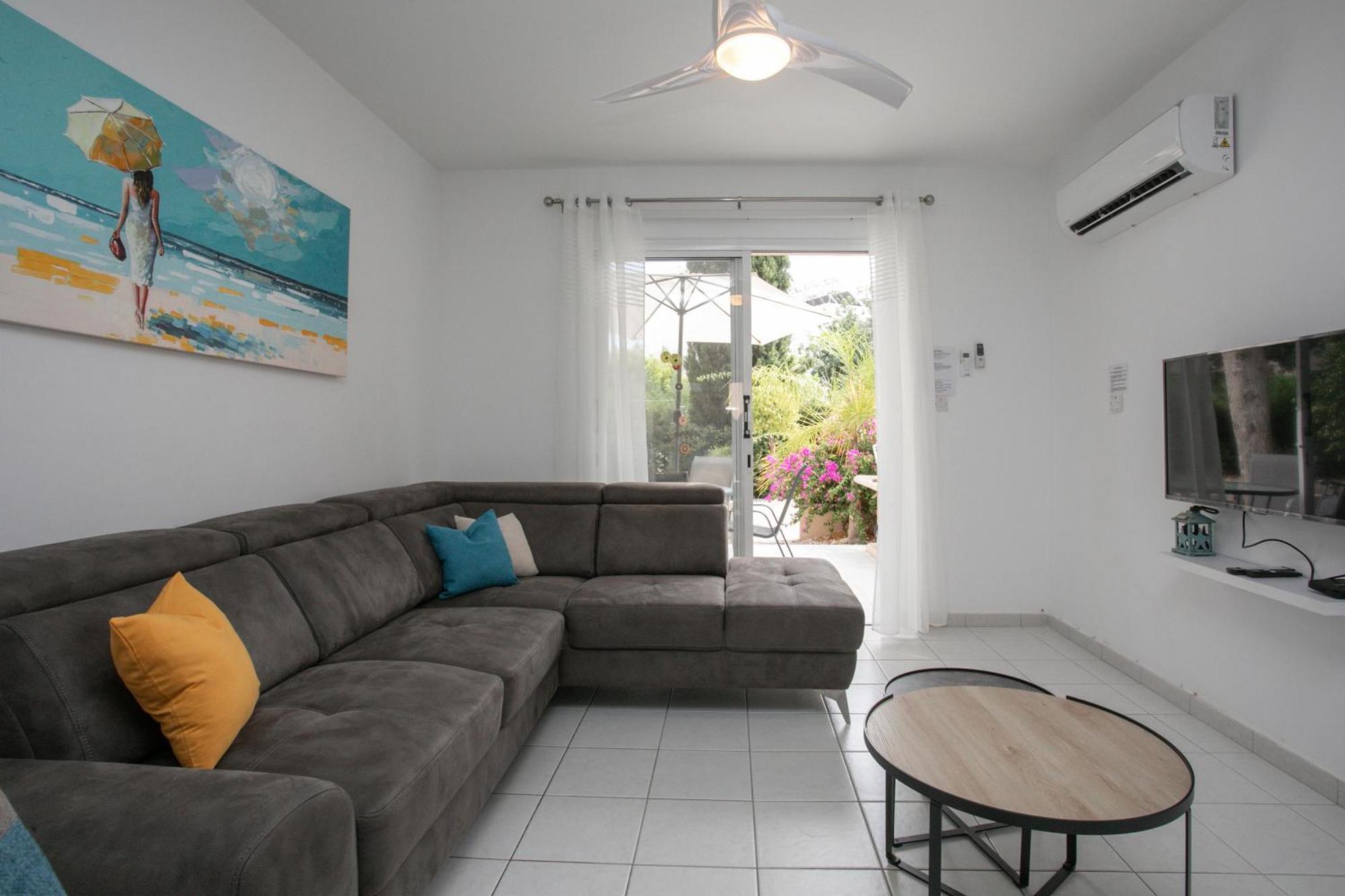 Casa Del Sol Townhouse In Iris Village Paphos Exterior foto