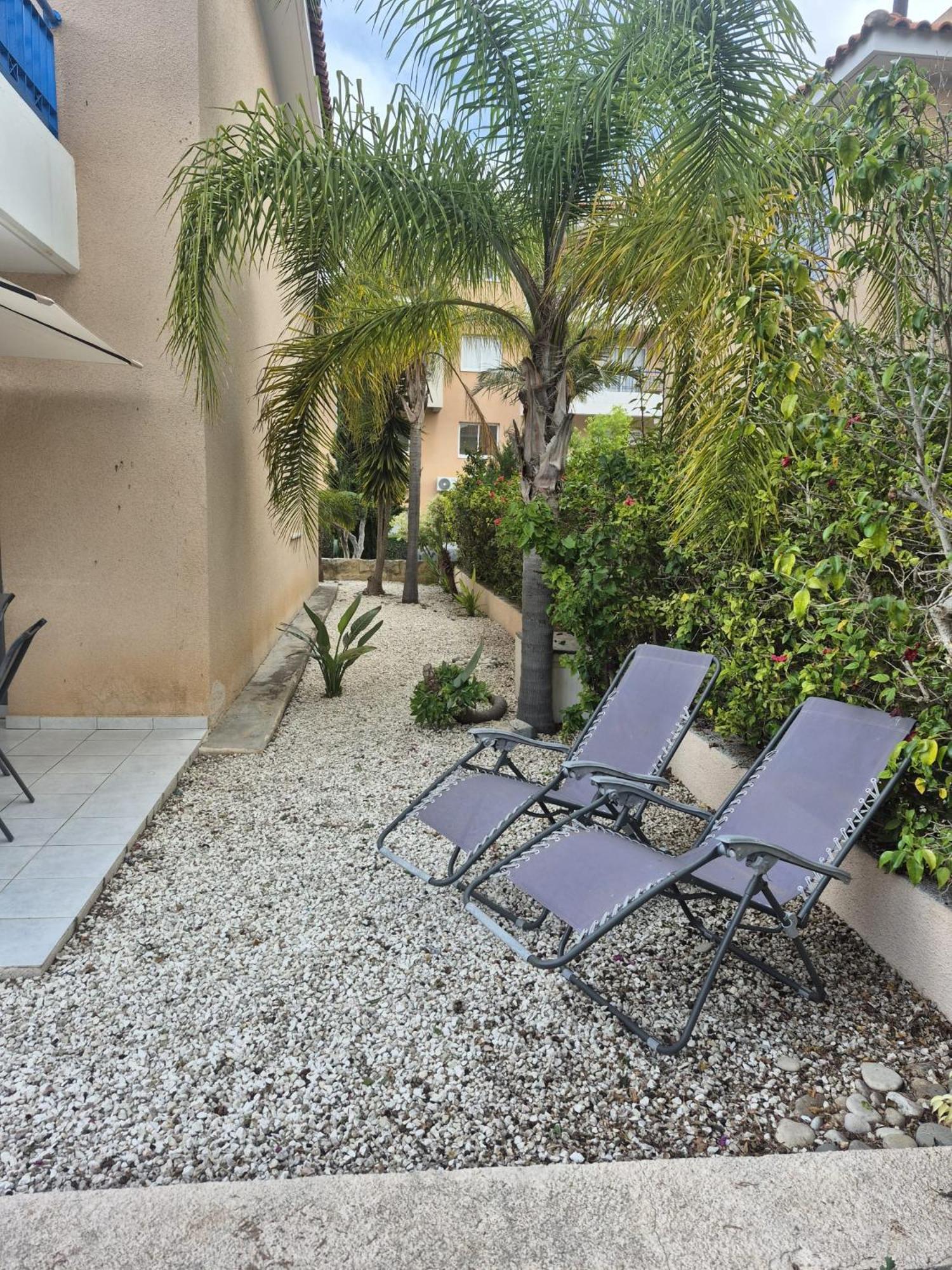 Casa Del Sol Townhouse In Iris Village Paphos Exterior foto